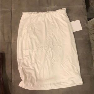 Lulu white skirt